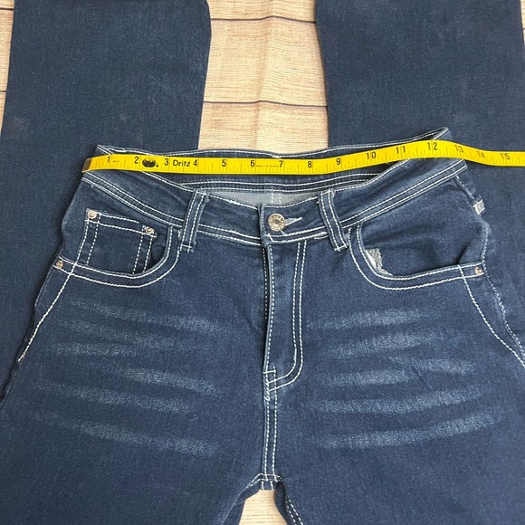 NEW Classic-Fit Jean Women’s 2023 Embroidered Slim Straight Barrel Blue - Picture 6 of 12